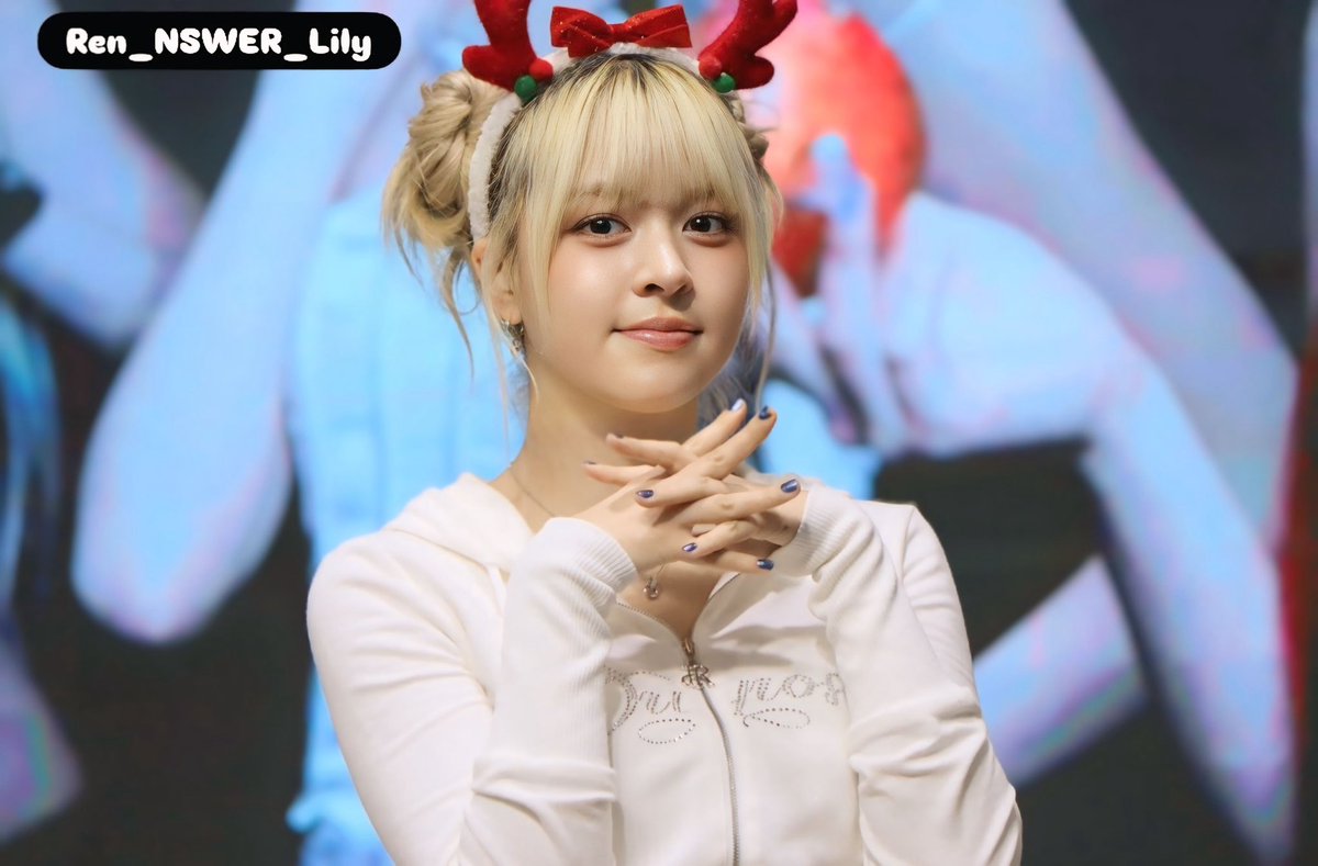 251116 NMIXX MAKESTAR LILY EDITED I meant to post this photo but