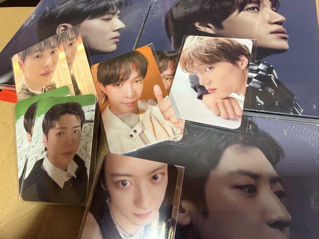 久しぶりのアルバム購入。 ランダムトレカもギョンスさんは我が家に来