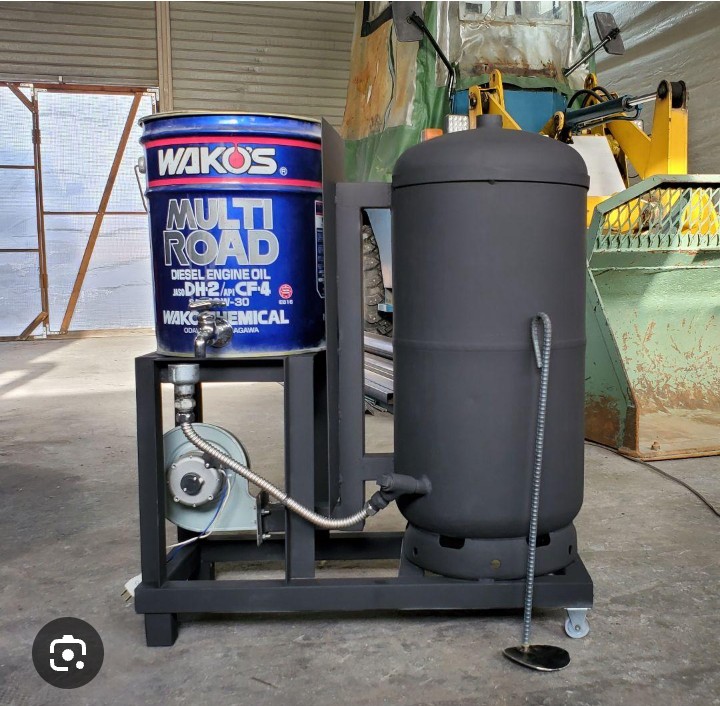 業者さんに 廃油ストーブなるものを聞いた イメージがわからないけど