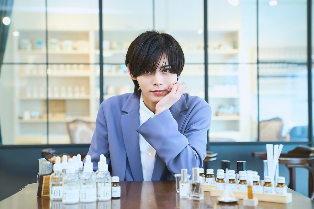 大崎捺希さんとのコラボ香水、ECサイトにて受注販売スタートしました