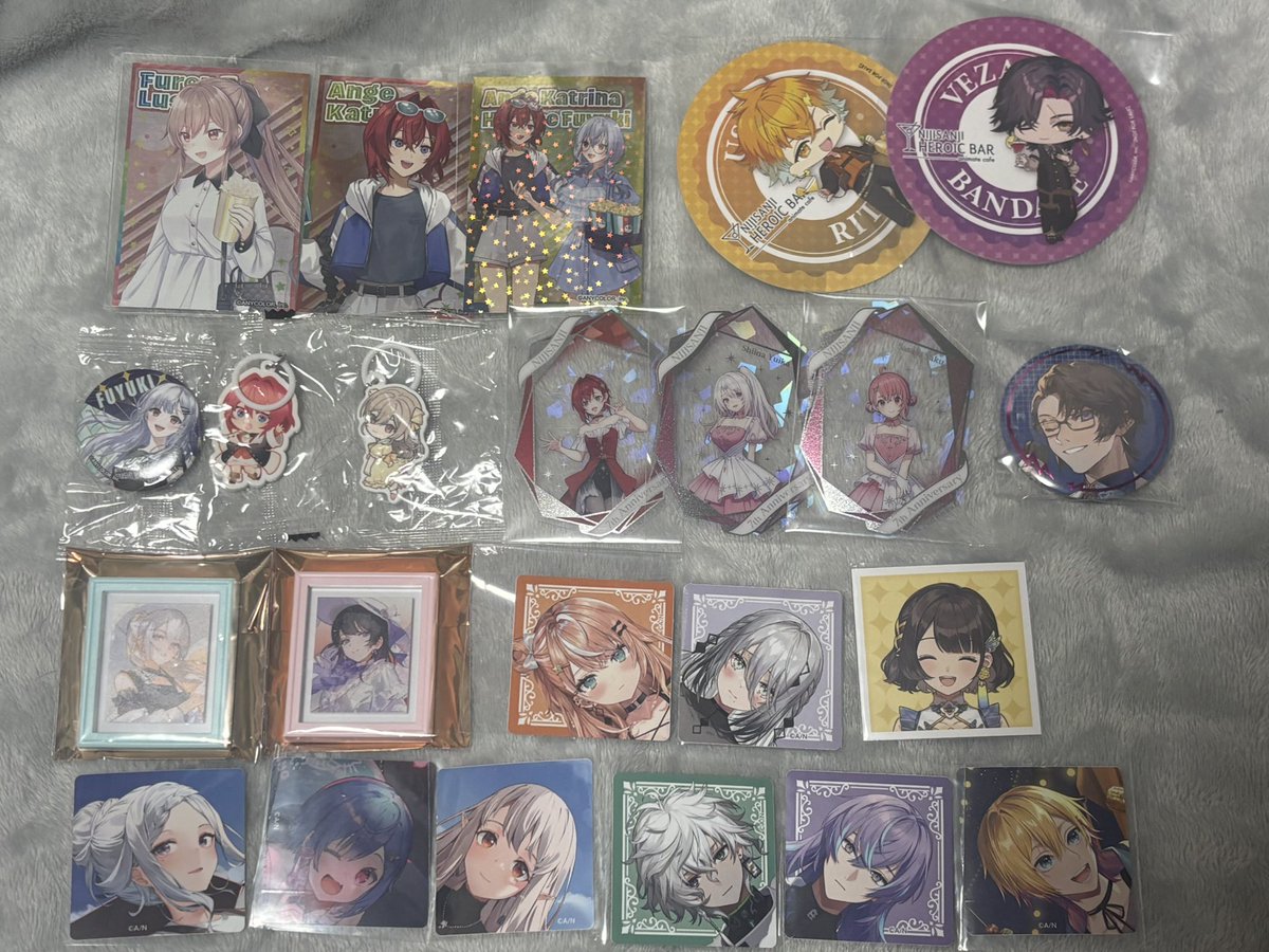 交換譲渡) にじさんじ チェキ 缶バッジ コースター カード ステッカー