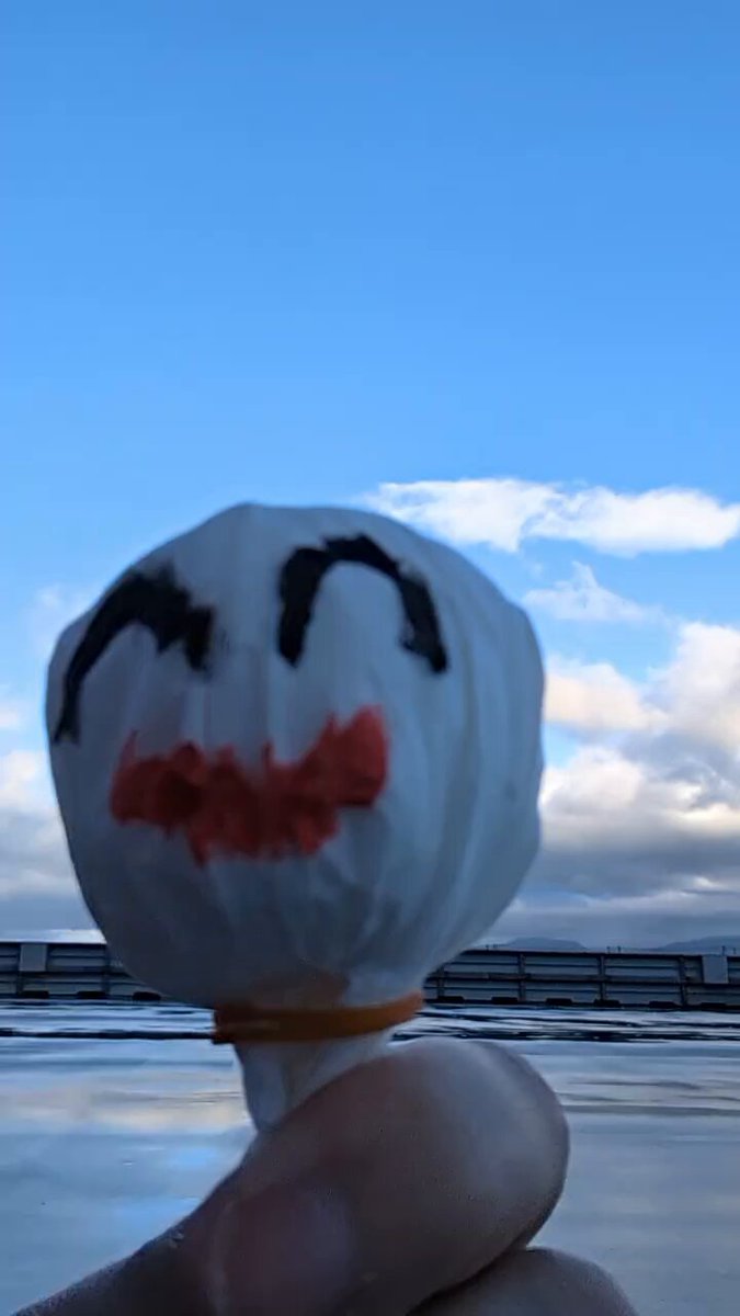 3月3日おはようございます☀️ てるてる坊主が抽選のご案内を行います