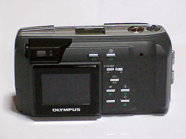 オリンパス「CAMEDIA C-900 ZOOM」β機レポート