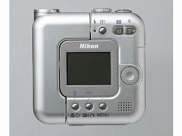 ニコン、薄型スイバルデジカメ「COOLPIX SQ」