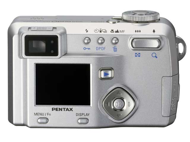 ペンタックス、起動時間約3秒の500万画素デジカメ「オプティオ555」