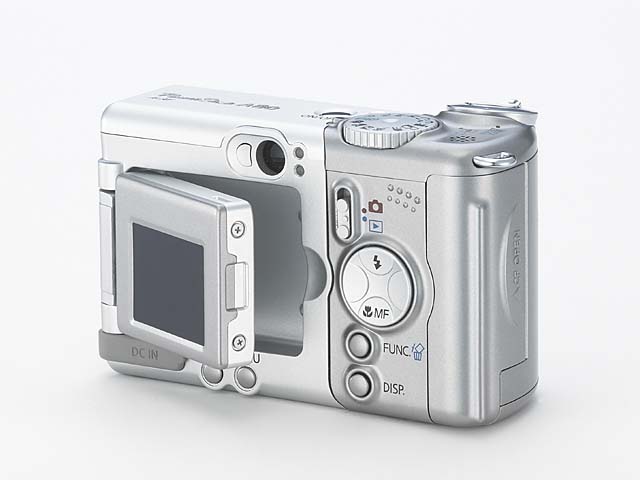 キヤノン、バリアングル液晶が付いた「PowerShot A80」