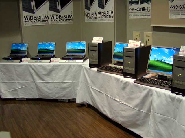 九十九電機、eMachines製ワイド液晶搭載ノートPCなど