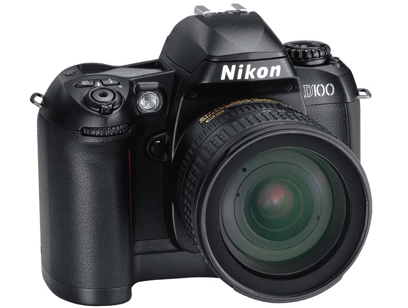 ニコン、610万画素一眼レフデジタルカメラ「D100」の開発を表明