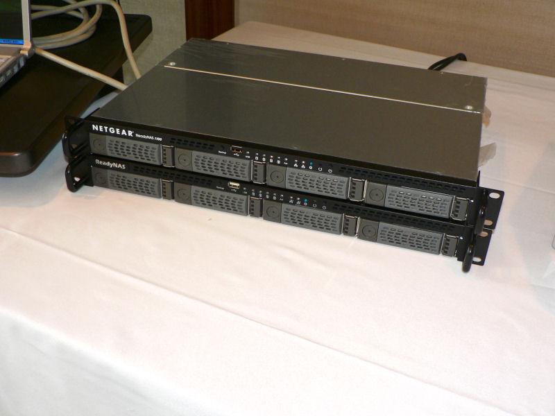 NETGEAR、個人/中小企業向けNAS「ReadyNAS」を国内投入