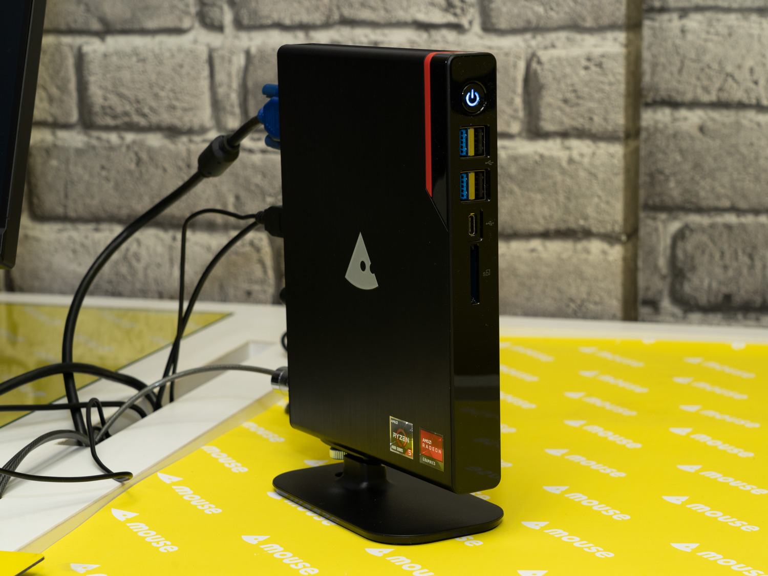 マウス、Ryzen搭載で厚み2.8cmの超小型パソコン「mouse CT6」を本日