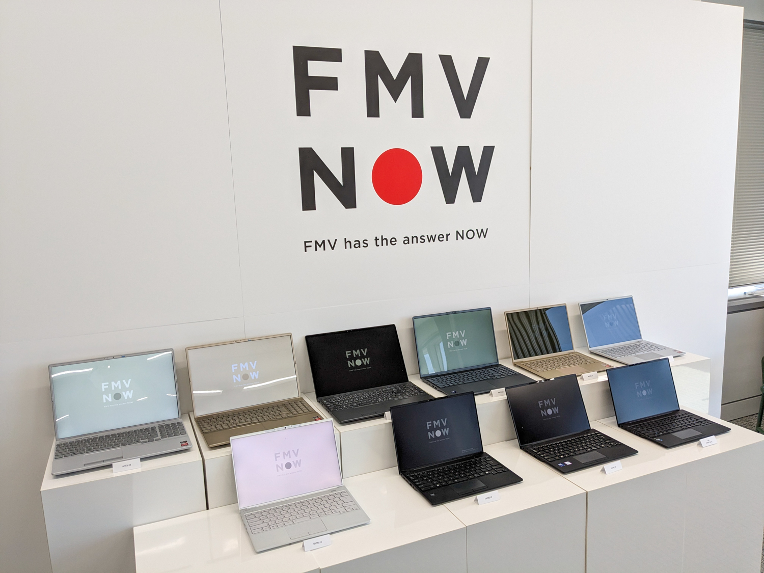 富士通、家中どこでも使える薄型軽量の16型ノート。14型モバイルノート