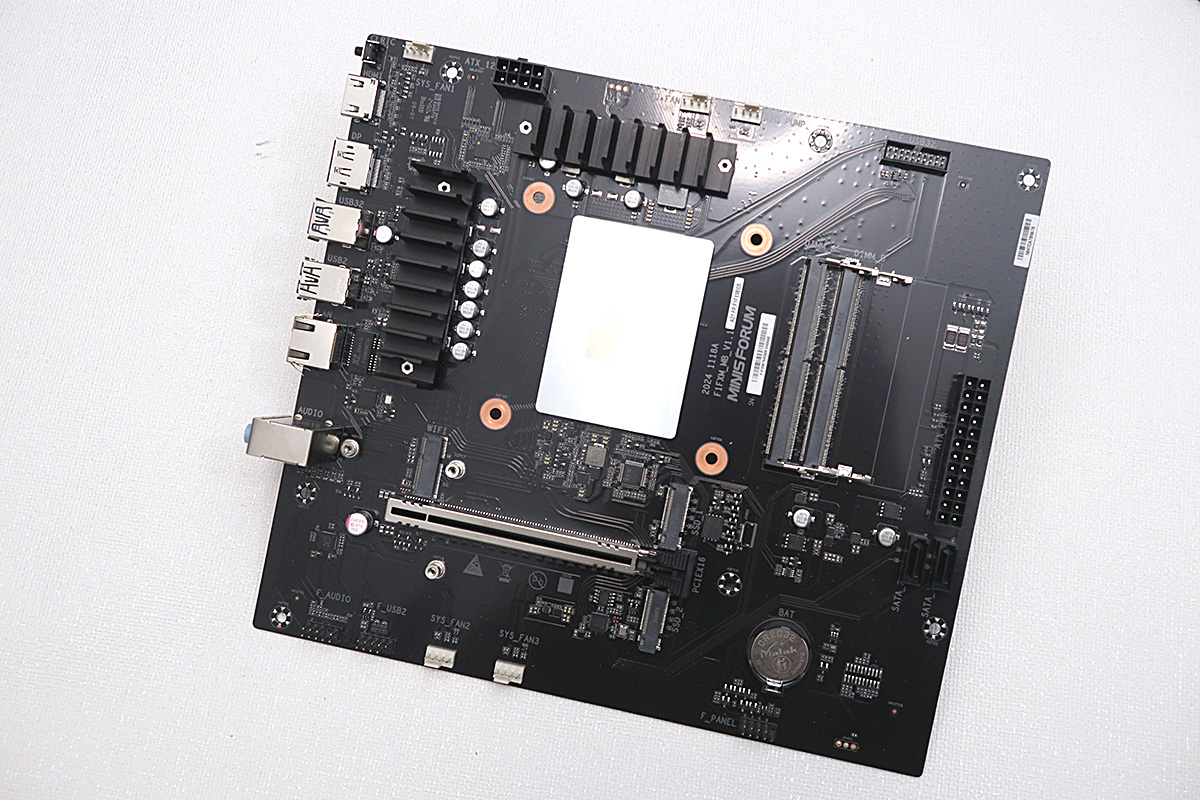 レビュー】コスパ激ヤバな6万円台！Ryzen 9 7945HX搭載microATXマザー