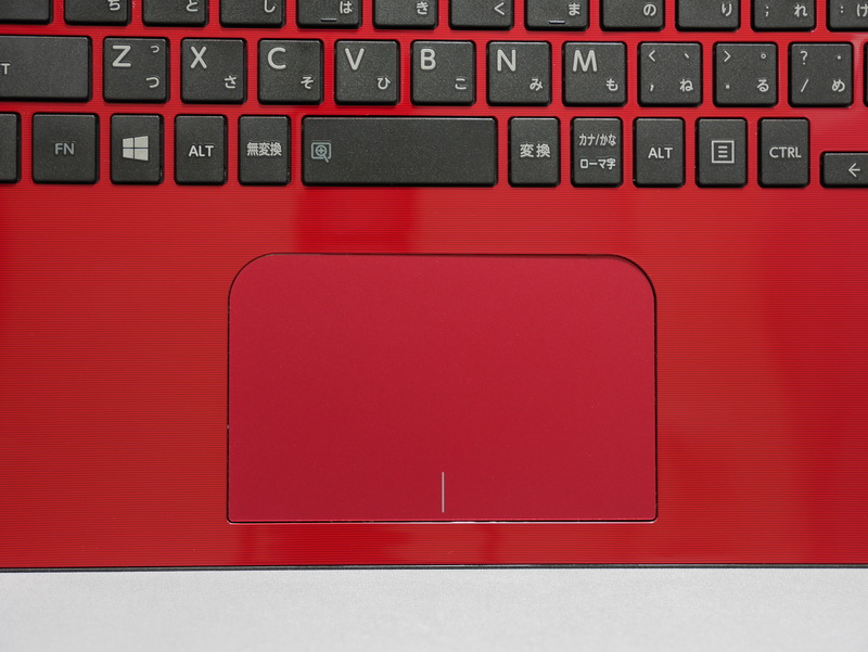 東芝 dynabook T75/R レビュー “30年目”のdynabook プレミアムモデルに