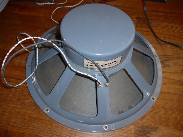 奇跡のD130 JBL の最初期穴なしフラッドバック サンマルコスアドレス