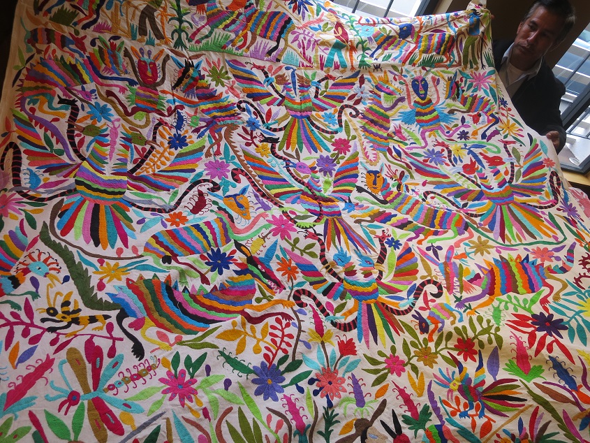 メキシコの刺繍 オトミ刺繍 テナンゴ刺繍 : メキシコ雑貨