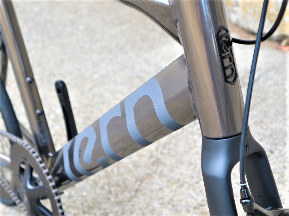 tern / SURGE UNO / BRASS （ターン/サージュウノ/ブラス） - ミニベロ