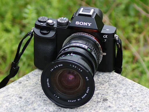 特殊レンズ・スーパーマニアックス（53）COSINA レンズ : 【匠の