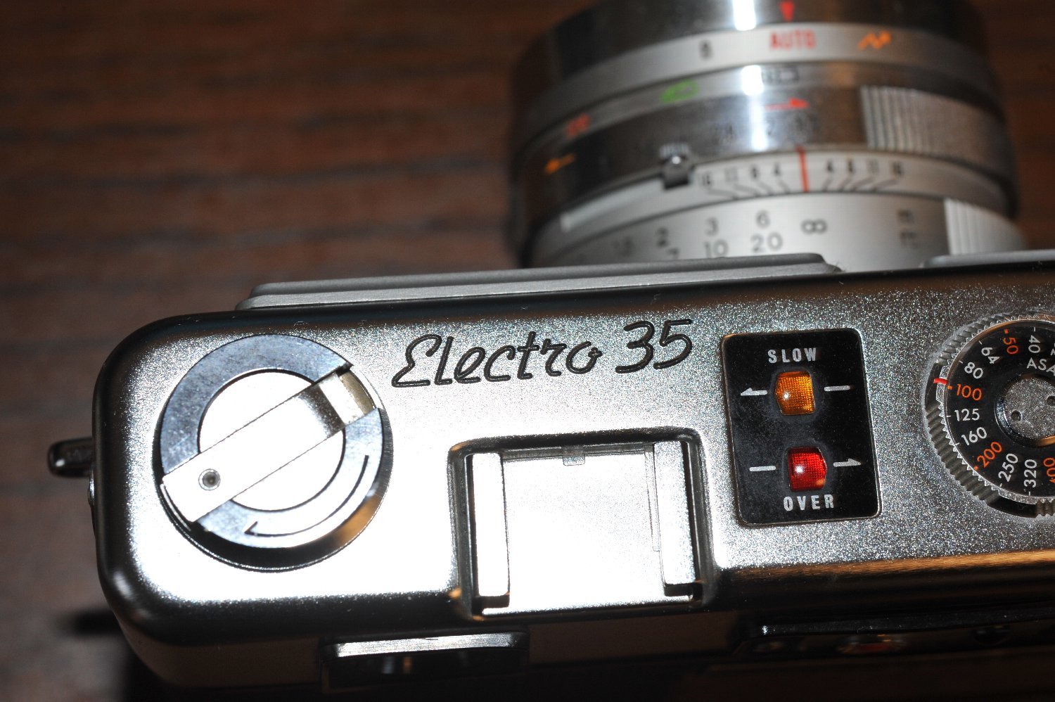 Yashica Electro 35 Goldmecanica ギンギンギラギラの電子カメラ