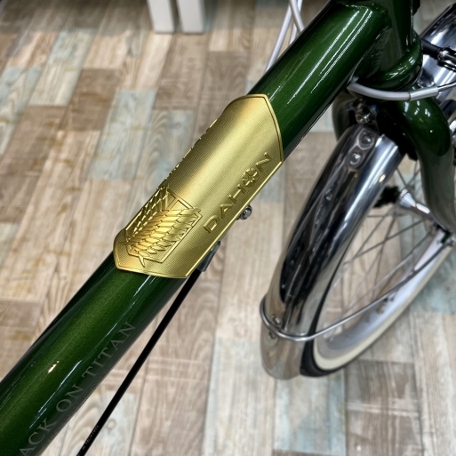 進撃の巨人』×DAHON ダブルネームBoardwalk-D7 139台限定モデル入荷