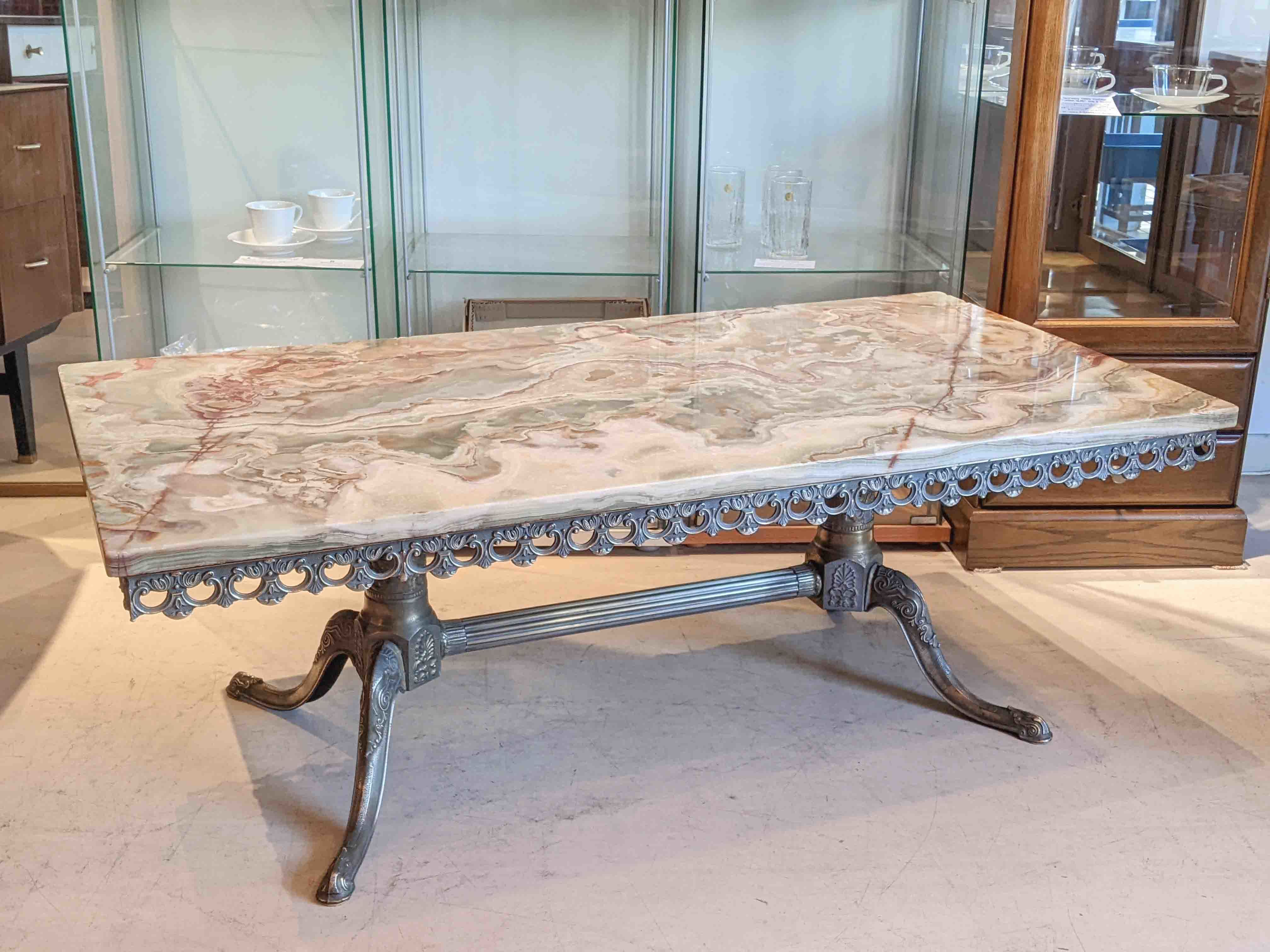 italian Classic】大理石 グリーンオニキスのセンターテーブル が入荷