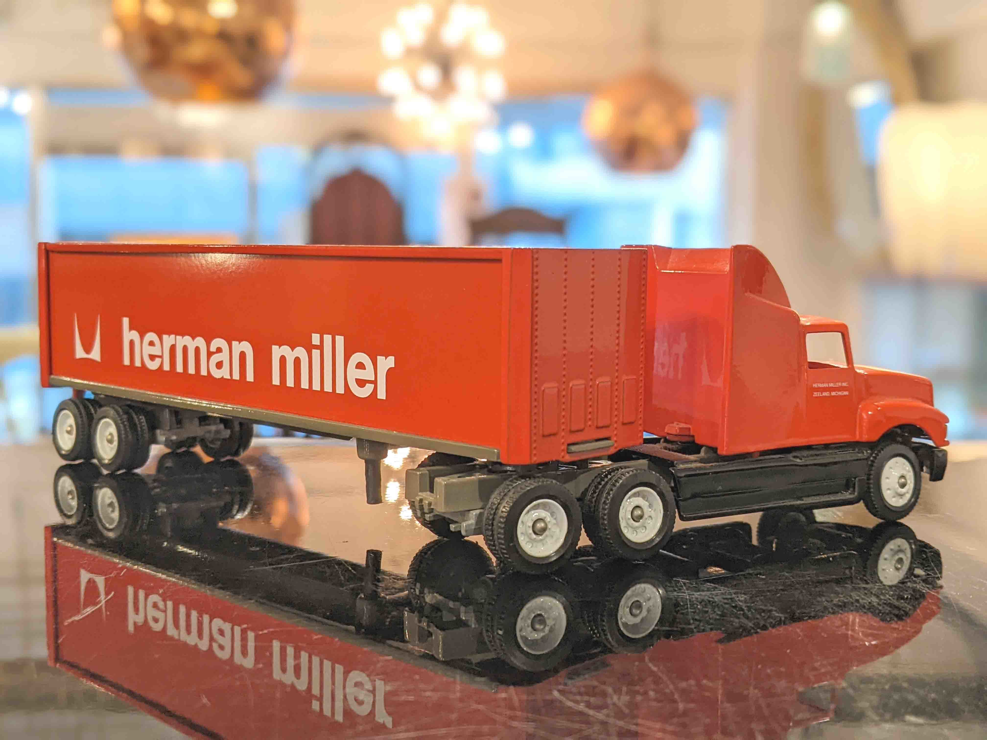 Herman Miller Winross Truck/ハーマンミラー トラックトレーラー入荷