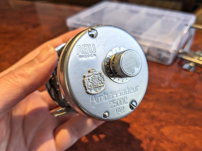 アブガルシア アンバサダー 2500C IAR アベイルカスタム : 朴念仁の艱苦