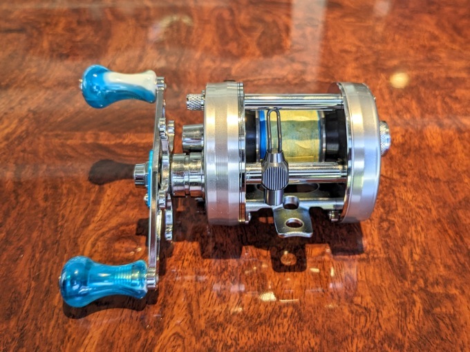 アブガルシア アンバサダー 2500C IAR アベイルカスタム : 朴念仁の艱苦