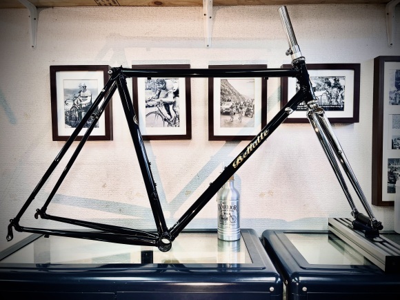 クロモリフレームにこだわるBellatte