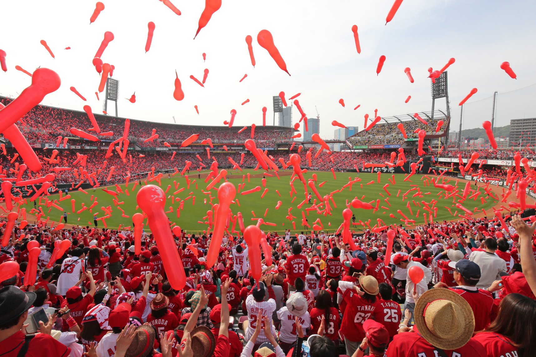 MAZDA Zoom-Zoom スタジアム 広島 | スポット | 広島ピースツーリズム