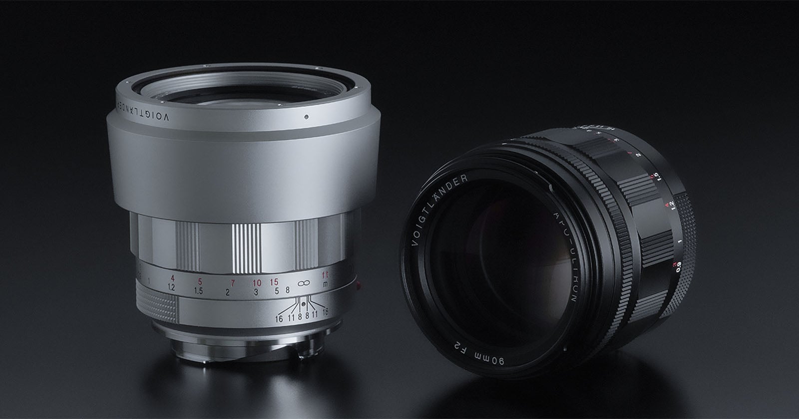 The Voigtlander APO-Ultron 90mm f/2 Is an Extremely Compact