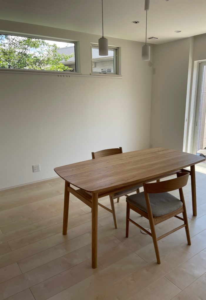 unico ウニコ SOLK ダイニングテーブル オーク 北欧 ナチュラル 無垢