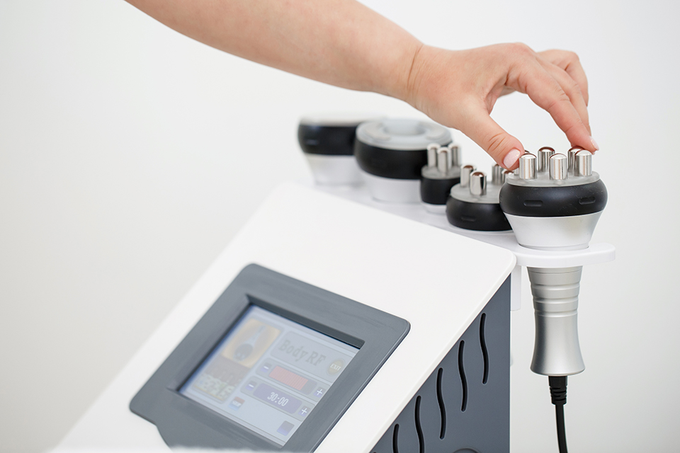 セルライト除去の業務用マシン3選！機能や効果、気になる価格も解説