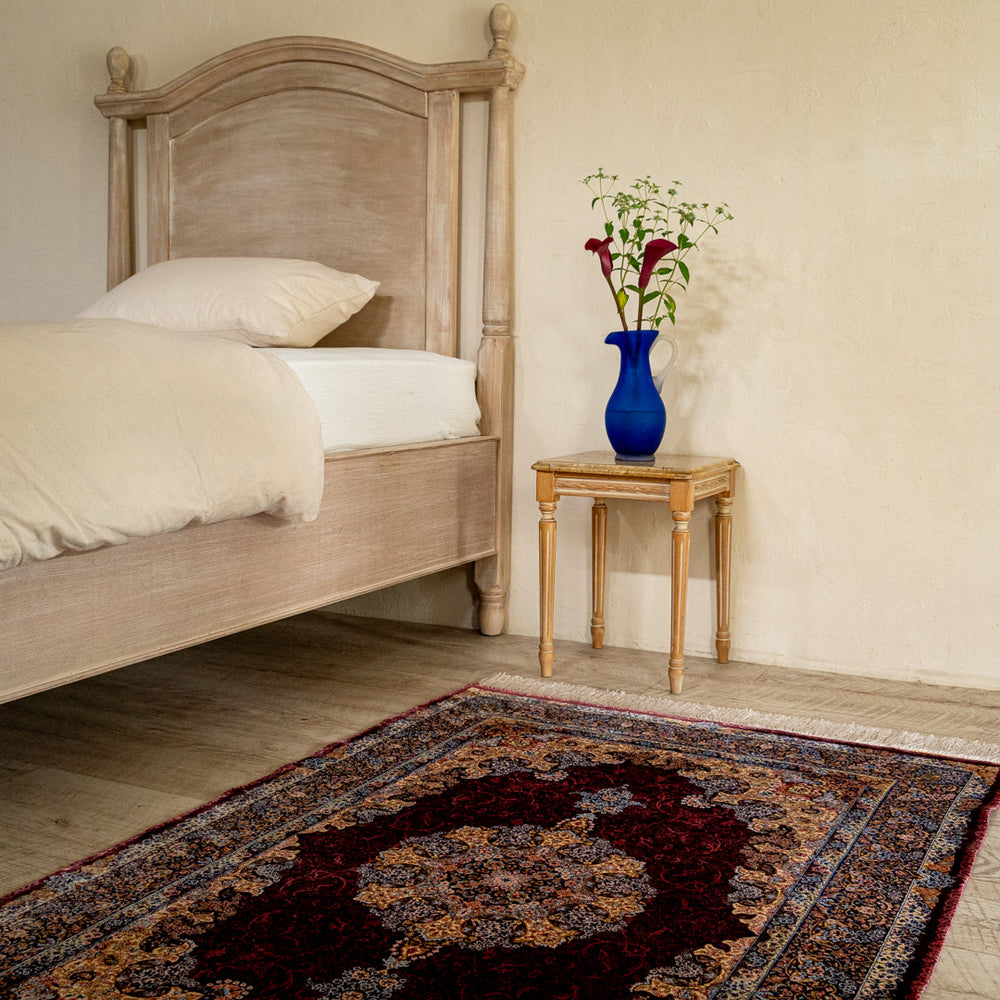 ペルシャ絨毯（機械＆手織り） バンブーシルク ラグサイズ (100×150cm