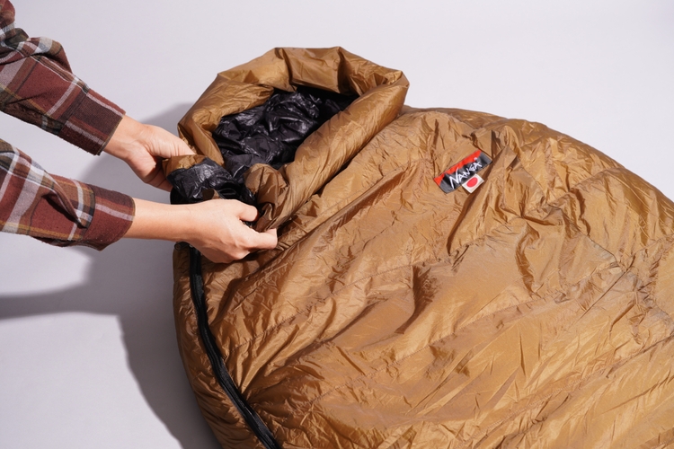 ー23℃でも快眠できる！？NANGA最高峰の寝袋で真冬のキャンプも寒さ