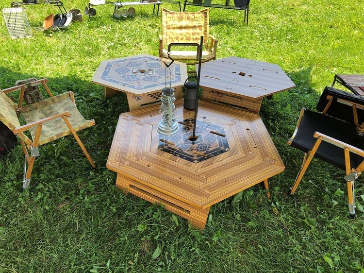 焚き火を愛するキャンパーに勧めたい！「The Arth」のヘキサテーブル