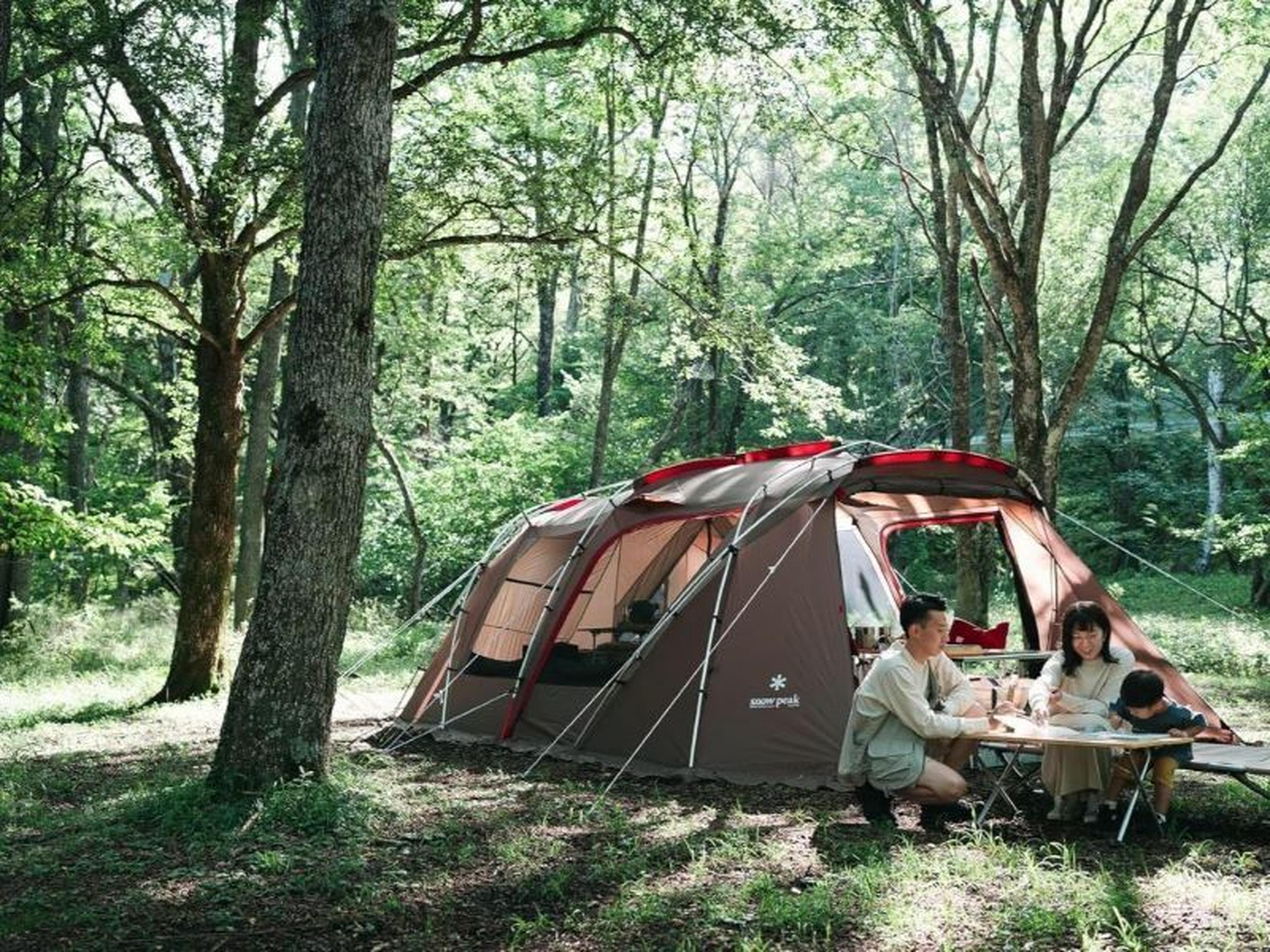 スノーピークのツールームテントおすすめ2選！魅力は設営のしやすさ