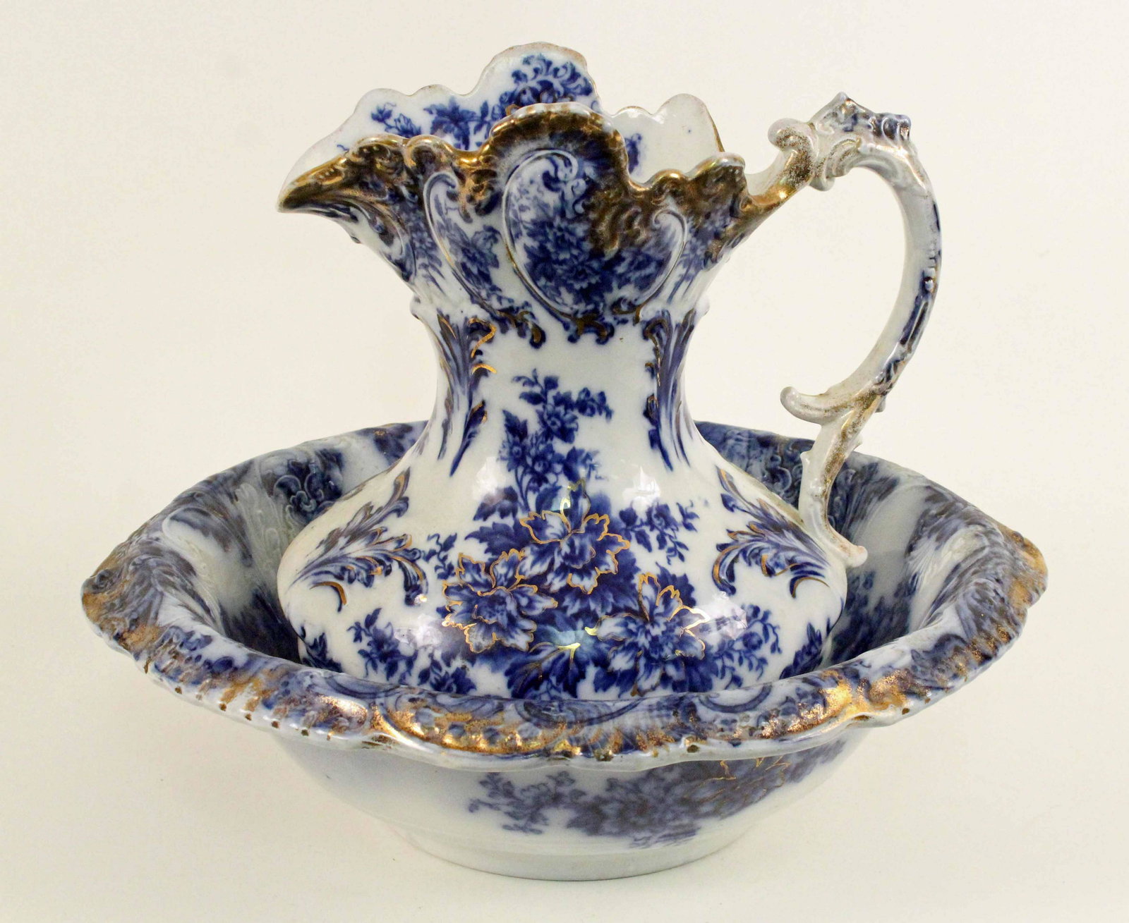 Wood & Sons Flow Blue Bowl And Pitcher