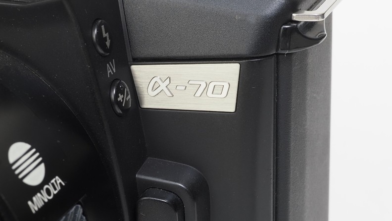 赤城耕一：第7回 絞り優先AEを搭載した！ 1974年発売の一眼レフカメラ