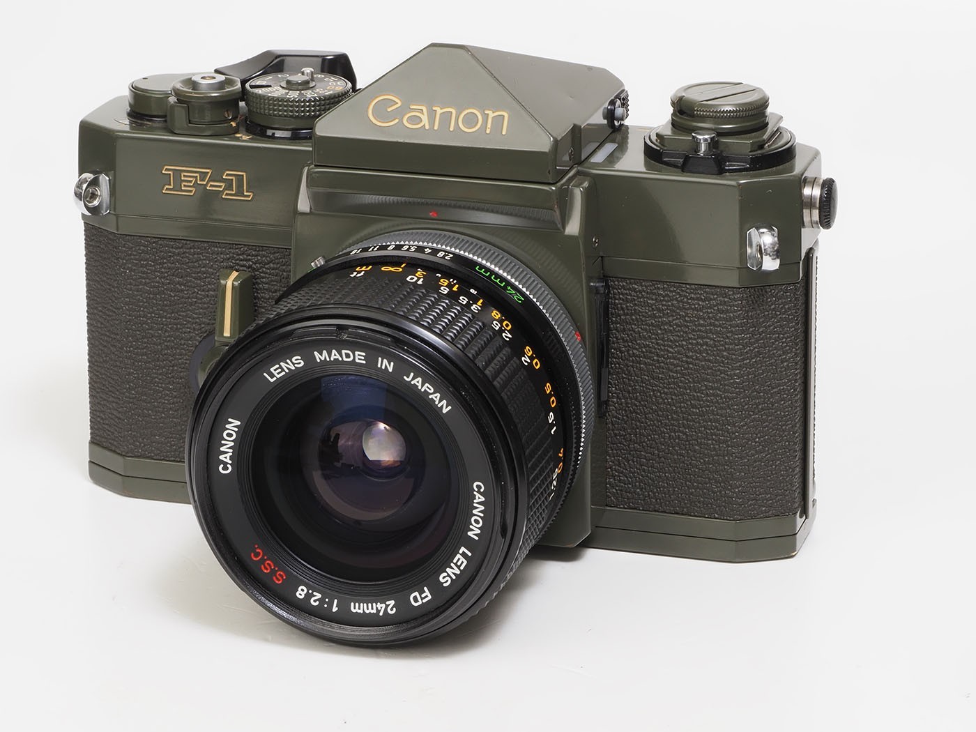 赤城耕一：第39回 アーミーカラーの「キヤノンF-1」Olive Drab
