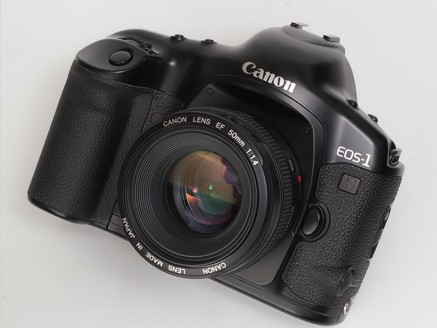 赤城耕一：第61回 最後のキヤノンフィルムフラッグシップ機 「キヤノン