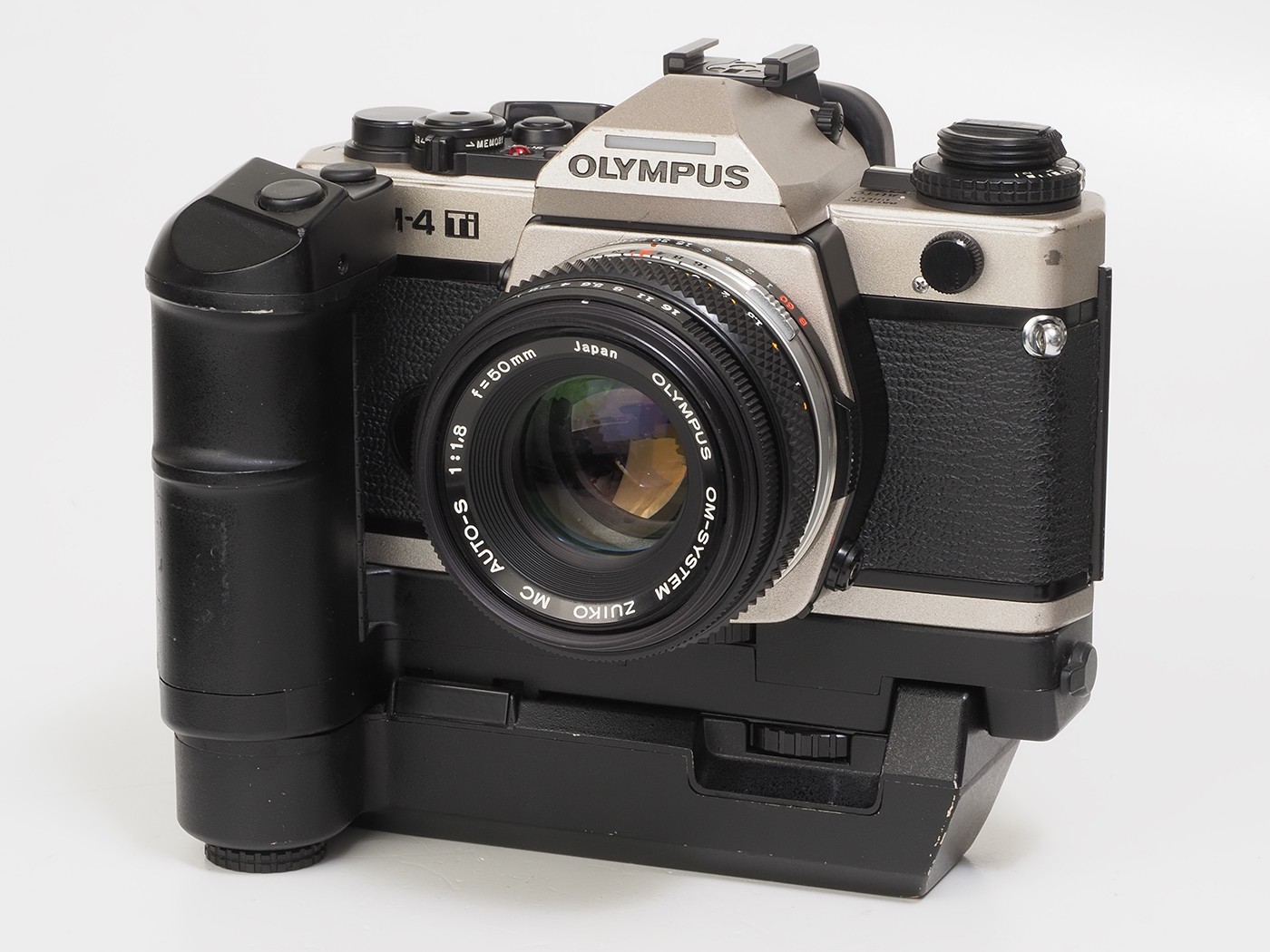 赤城耕一：第30回 F280フラッシュとモータードライブ2の話<BR