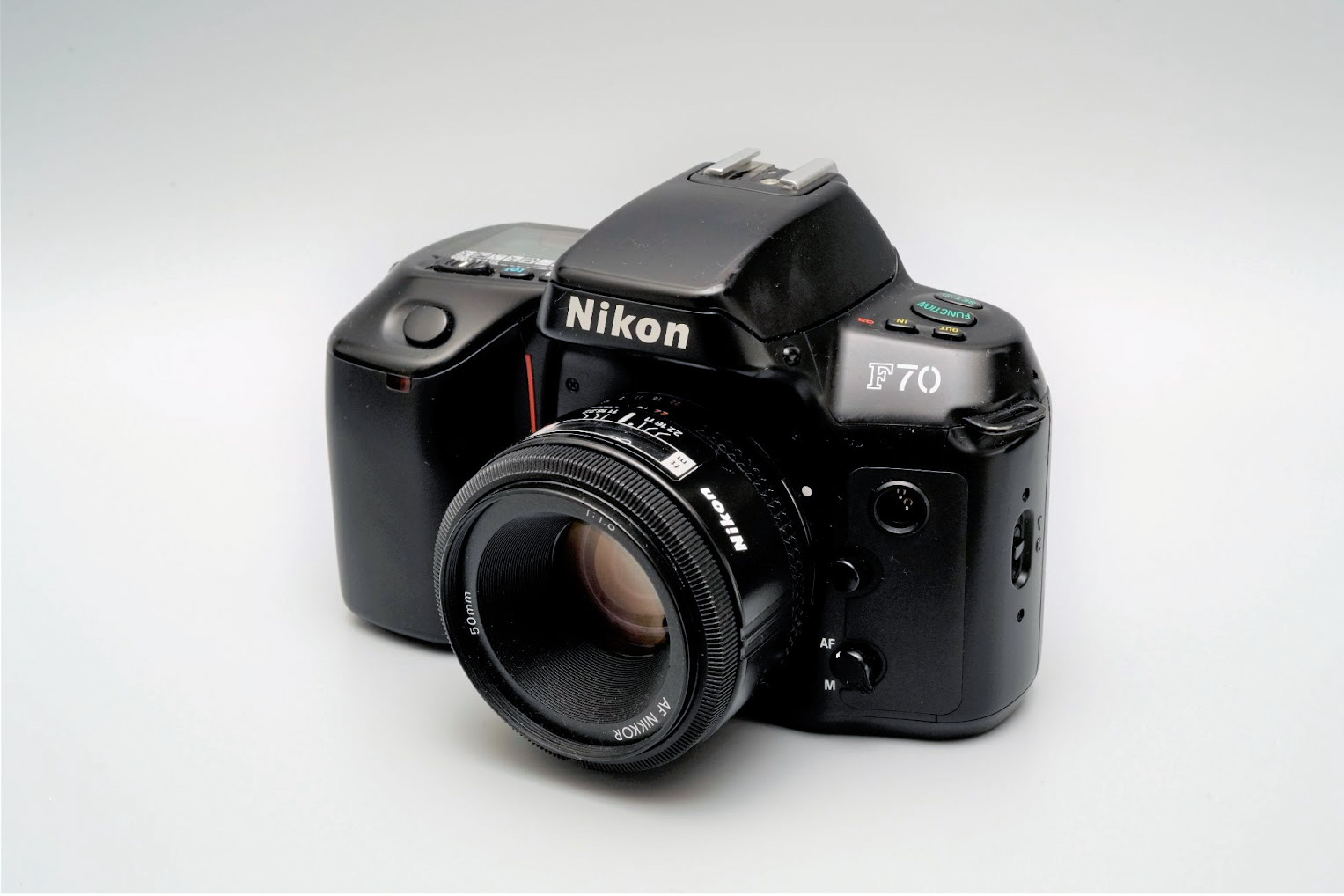 佐藤成夫：第12回 ニコンの試行錯誤とAPS一眼レフという別潮流：Photo