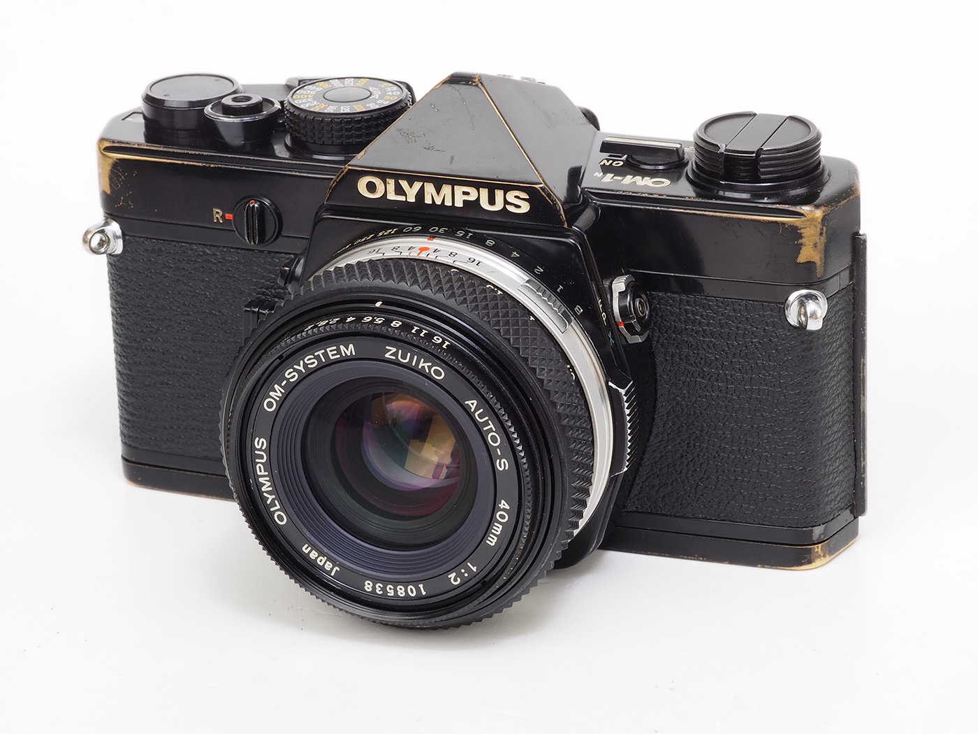 赤城耕一：第15回 「大きく、重く、シャッター音が大きい」一眼レフの