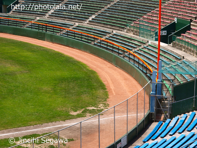 広島市民球場 写真で見るカープの旧ホームグラウンド