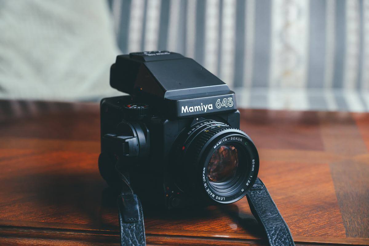 丁度いい中判感。中判フィルムカメラ Mamiya645superレビュー | NocTone