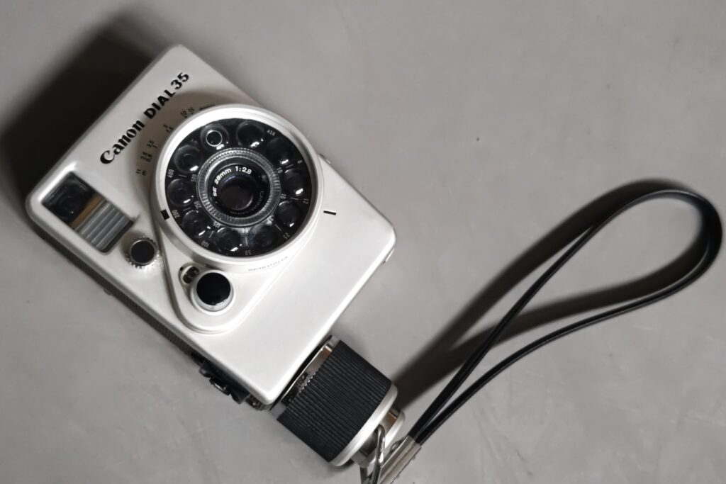 2倍撮れる【魅惑のハーフカメラ】その6【Canon DIAL 35】 - PHOTOWALK