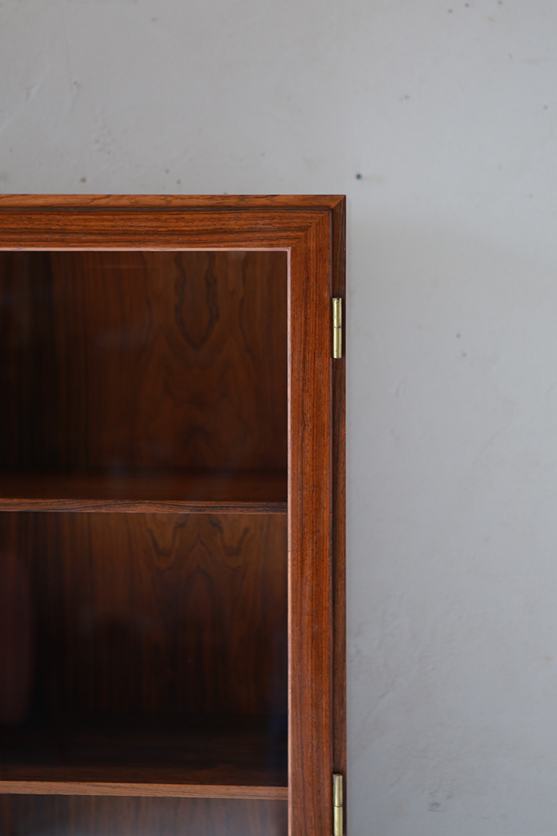 Glass Cabinet by Kai Winding | phono | 金沢 北欧 中古家具