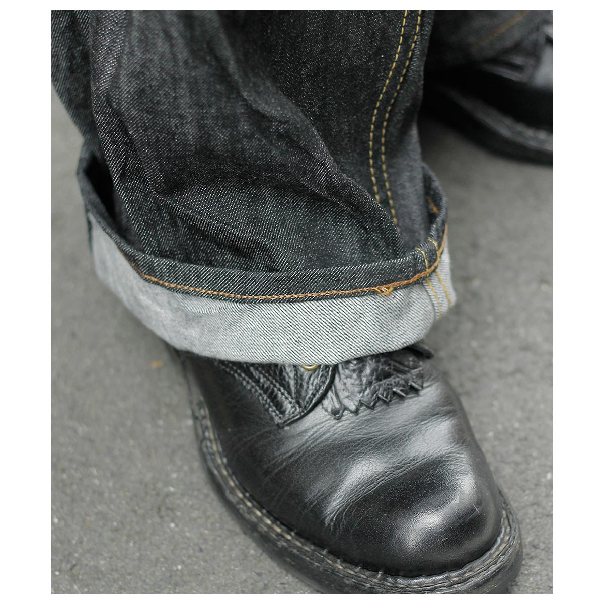 スキュー SKEWed ブラックデニム コインポケットパンツ 201 COIN