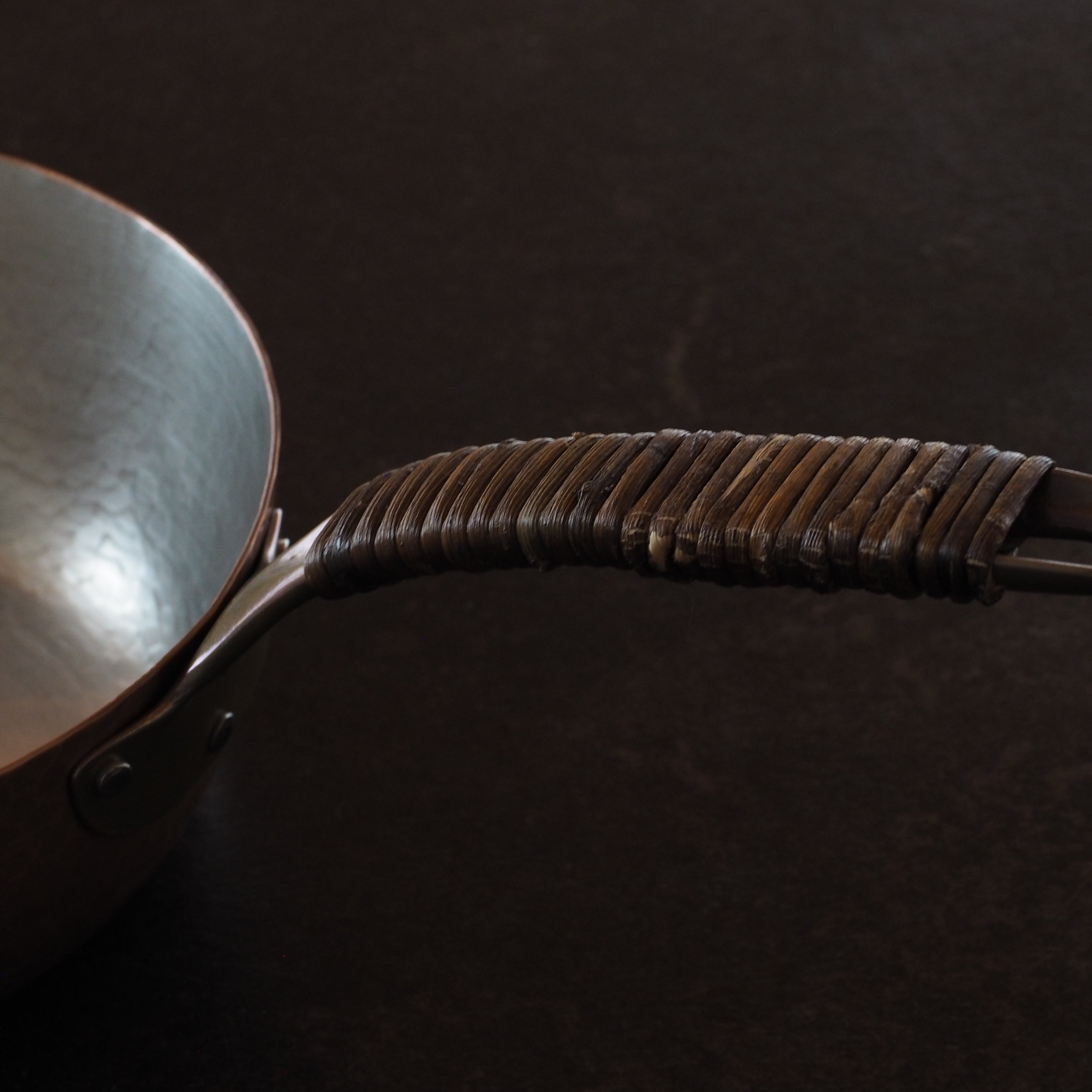 富貴堂／片手鍋19cm（生地色・片口） 取手つる巻き仕様 – phaseii