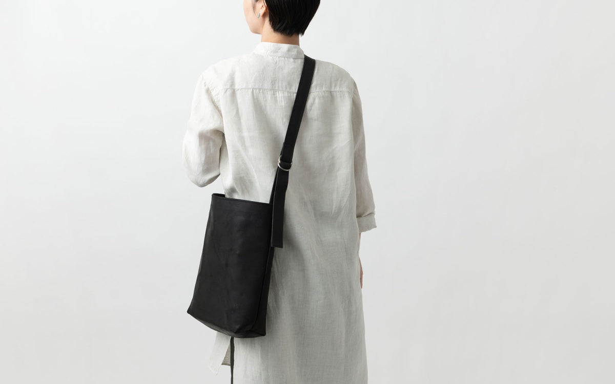 黒打ちペティナイフ 130mm 赤畠大徳 – PINT_MN